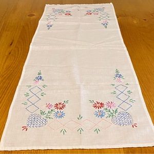Vintage Handmade Embroidered Hearts + Flowers Table Runner table linen